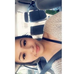 Meet your Posher, Katelyn